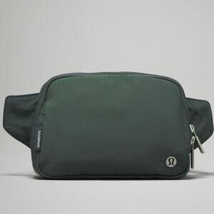 Lululemon Everywhere Belt Bag Large 2L Dark Forest Green Crossbody Waist Pack